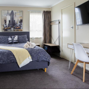 Chic Private Studio 5 mins from Airport and shops Christchurch